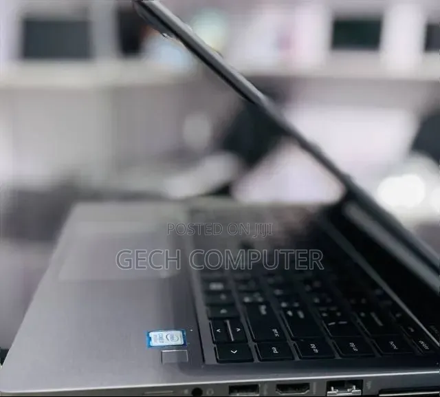 New Laptop HP ZBook 15 8GB Intel Core i7 SSD 512GB