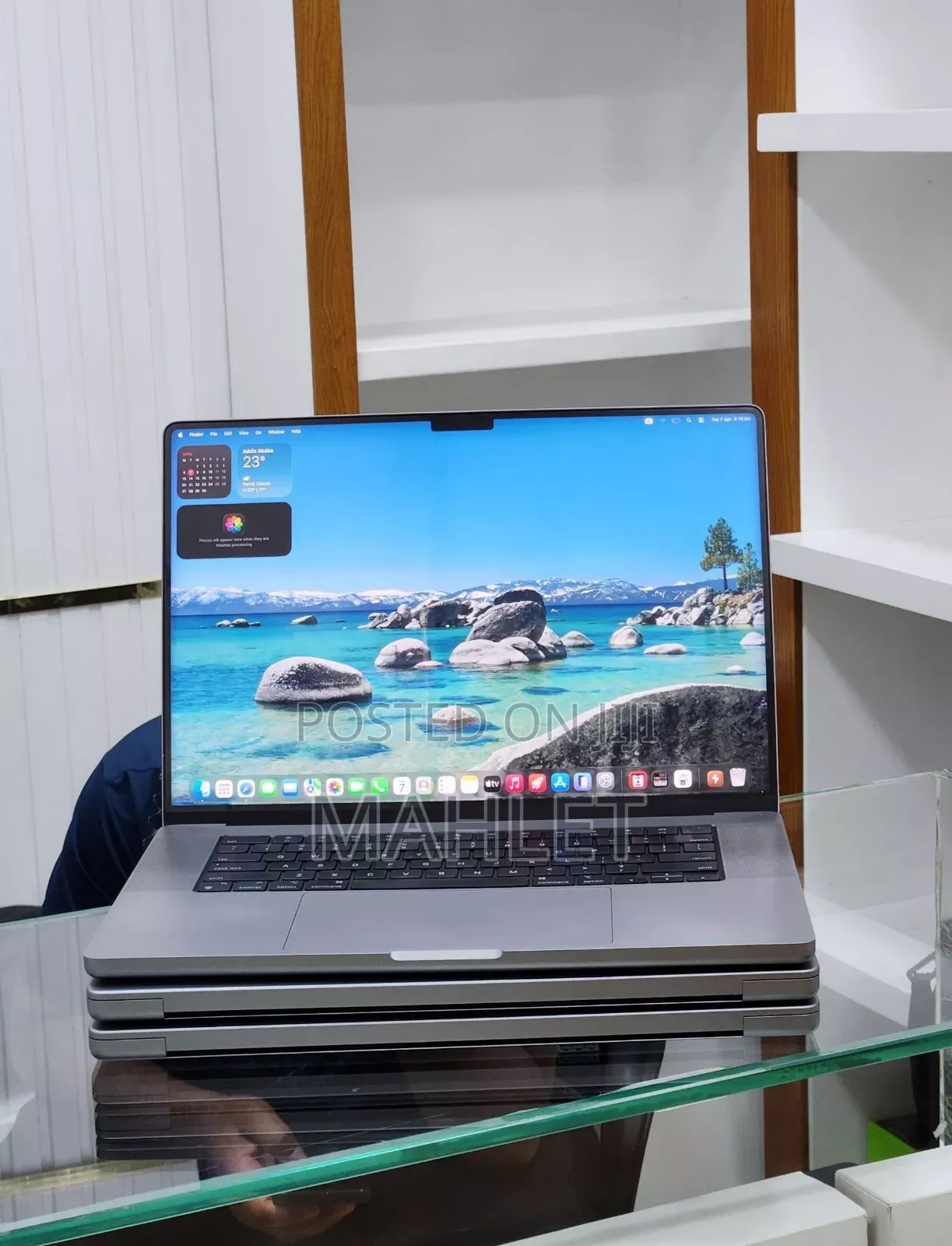 New Laptop Apple MacBook Pro 2021 M1 Max 32GB Intel Core i7 SSD 512GB