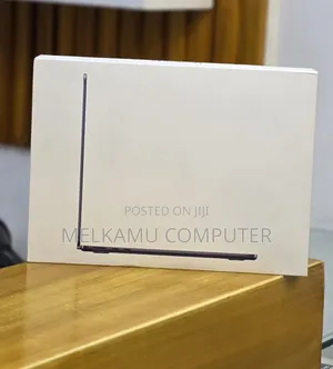 New Laptop Apple MacBook Air 2026 M5 16GB Apple M5 SSD 512GB