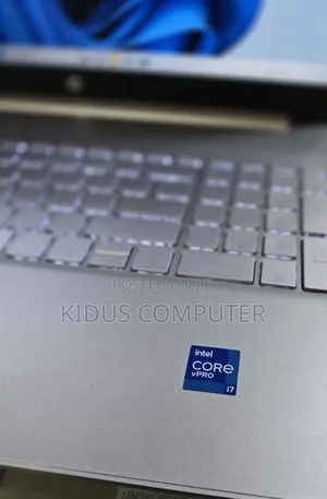 New Laptop HP Stream Notebook 16GB Intel Core i7 SSD 512GB