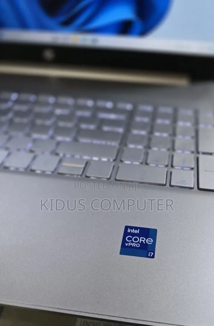 New Laptop HP Stream Notebook 16GB Intel Core i7 SSD 512GB
