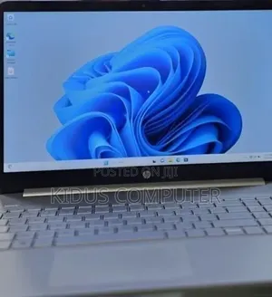 New Laptop HP Stream Notebook 16GB Intel Core i7 SSD 512GB