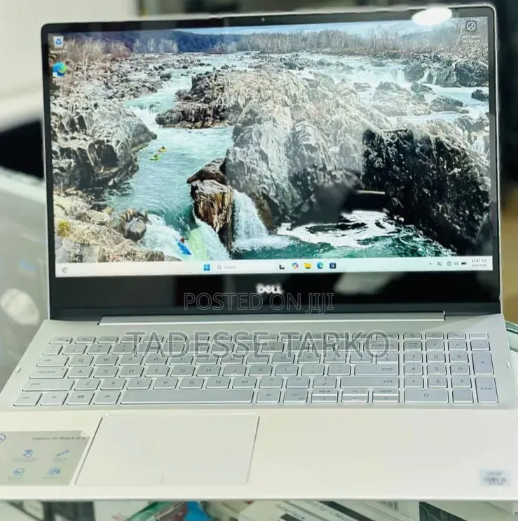 New Laptop Dell Inspiron 15 16GB Intel Core i5 SSD 256GB