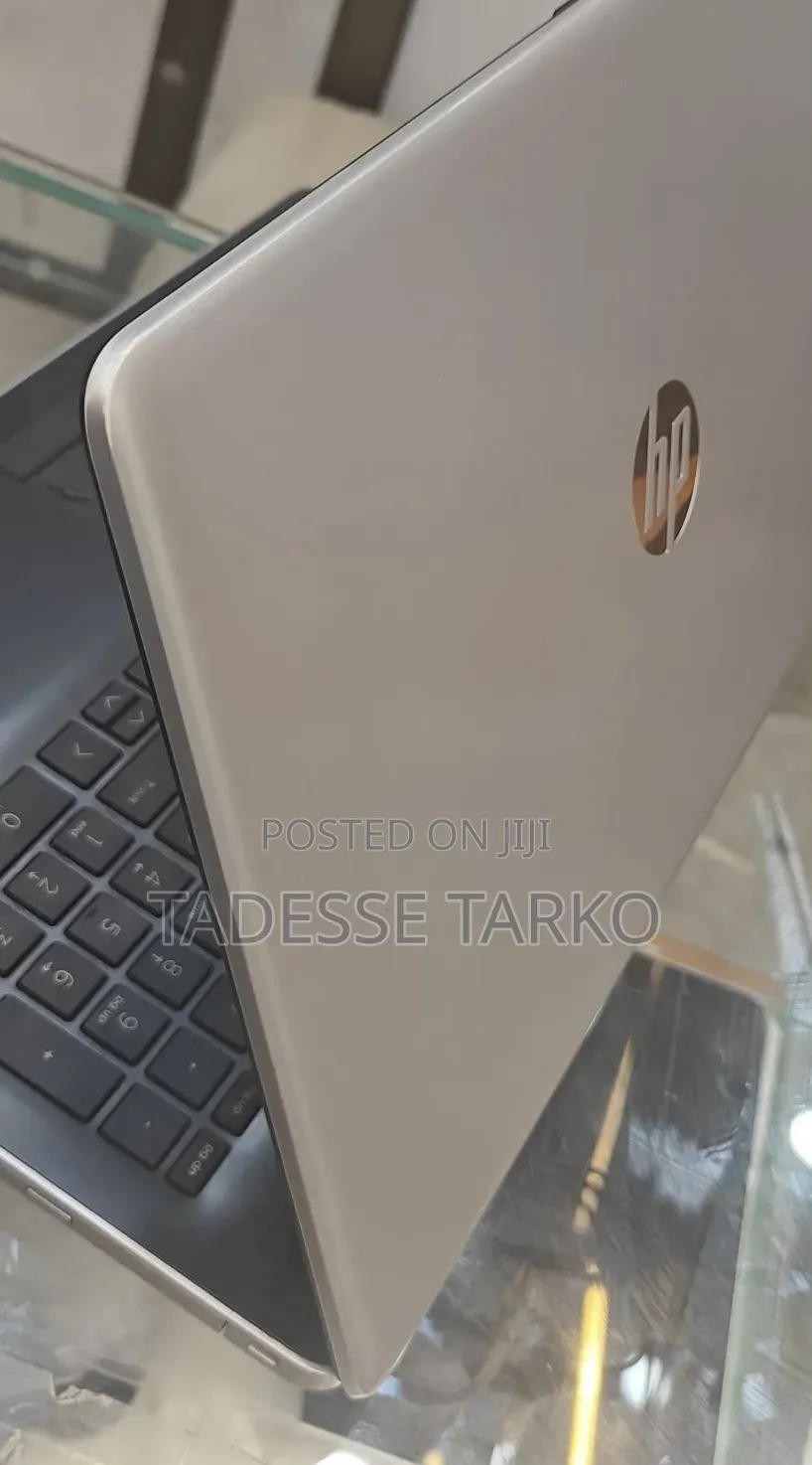 New Laptop HP Stream Notebook 8GB Intel Core i5 HDD 1T