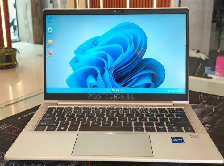 New Laptop HP Essential 630 16GB SSD 512GB