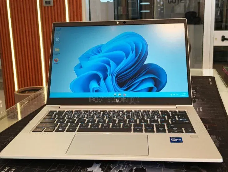 New Laptop HP Essential 630 16GB SSD 512GB