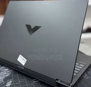 New Laptop HP Victus 16 16GB Intel Core i7 SSD 512GB