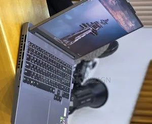 New Laptop Lenovo Legion 5 16GB AMD Ryzen 7 SSD 1T
