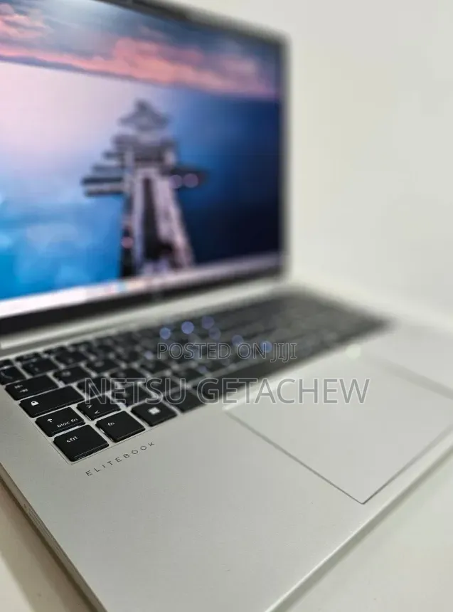 New Laptop HP EliteBook 840 G11 16GB Intel Core Ultra 7 SSD 512GB