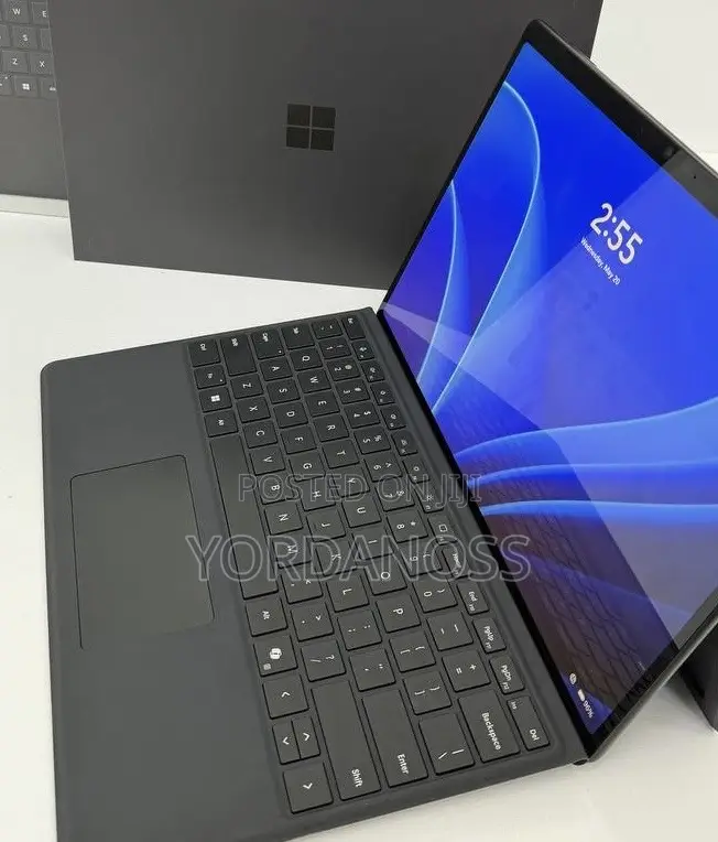 New Microsoft Surface Pro 11th Edition, a Copilot+ PC 16GB SSD 512GB