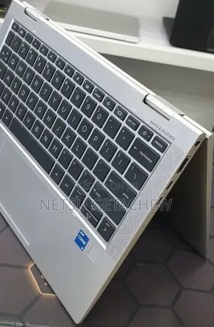New Laptop HP EliteBook x360 1030 G8 16GB Intel Core i5 SSD 512GB