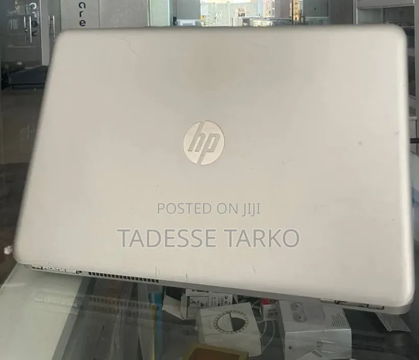 New Laptop HP Pavilion 15 8GB Intel Core i5 HDD 1T