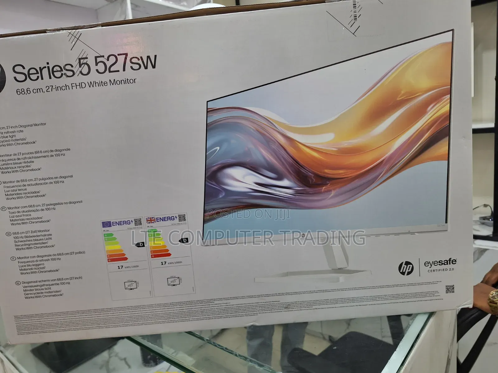 27 Inch Hp Packed Monitor