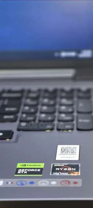 New Laptop Lenovo Legion 5 16GB AMD Ryzen 7 SSD 1T
