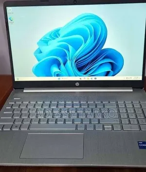 New Laptop HP Stream Notebook 8GB Intel Core i5 SSD 256GB