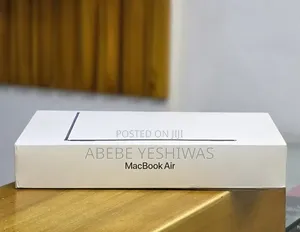 New Laptop Apple MacBook Air 2026 M5 16GB Intel Core Ultra 9 SSD 512GB