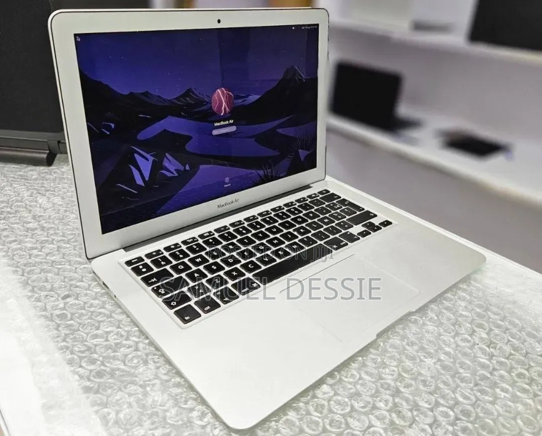 New Laptop Apple MacBook Air 2014 8GB Intel Core i7 SSD 512GB