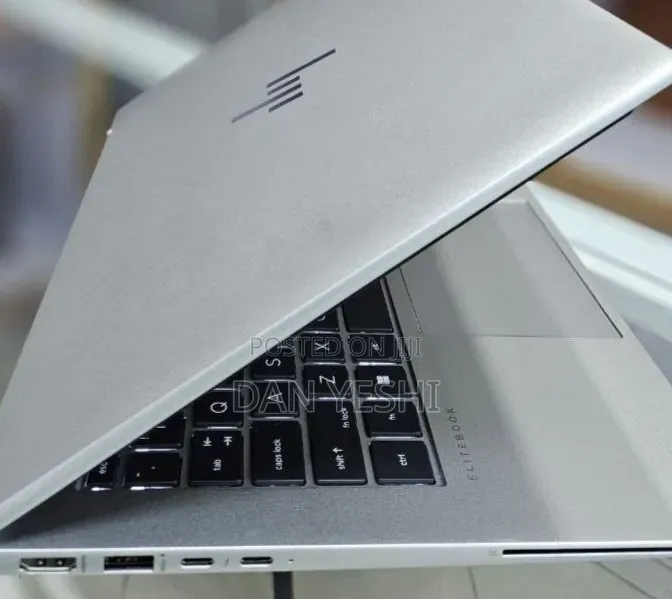 New Laptop HP EliteBook 840 G10 16GB Intel Core i5 SSD 512GB
