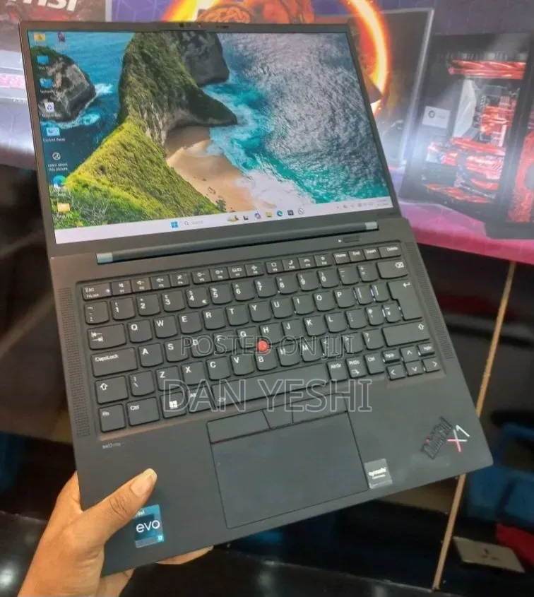 New Laptop Lenovo ThinkPad X1 Carbon 16GB Intel Core i7 SSD 512GB