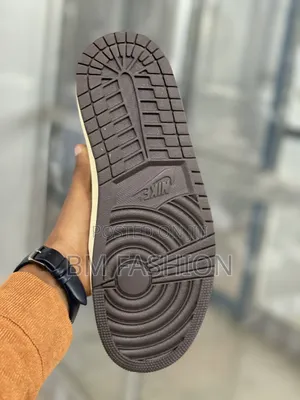 Air Jordan 1 (With Free Delivery )