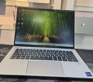 New Laptop HP EliteBook 840 G10 16GB Intel Core i7 SSD 512GB
