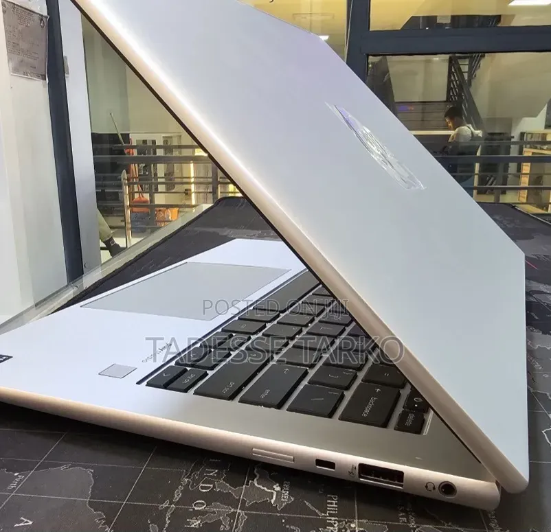 New Laptop HP EliteBook 840 G10 16GB Intel Core i7 SSD 512GB