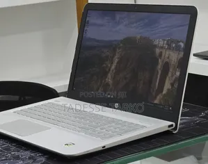 New Laptop HP Envy 15 12GB Intel Core i5 HDD 1T