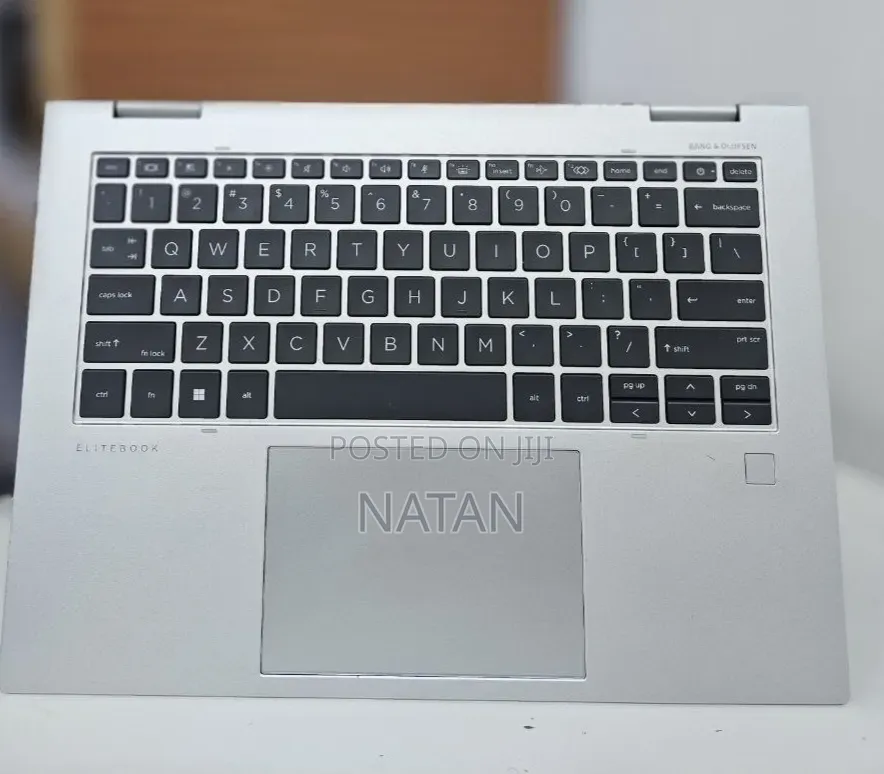 New Laptop HP EliteBook x360 1040 G9 16GB Intel Core i7 SSD 512GB