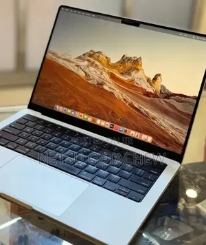 New Laptop Apple MacBook Pro 2021 M1 16GB Apple M1 Pro SSD 512GB