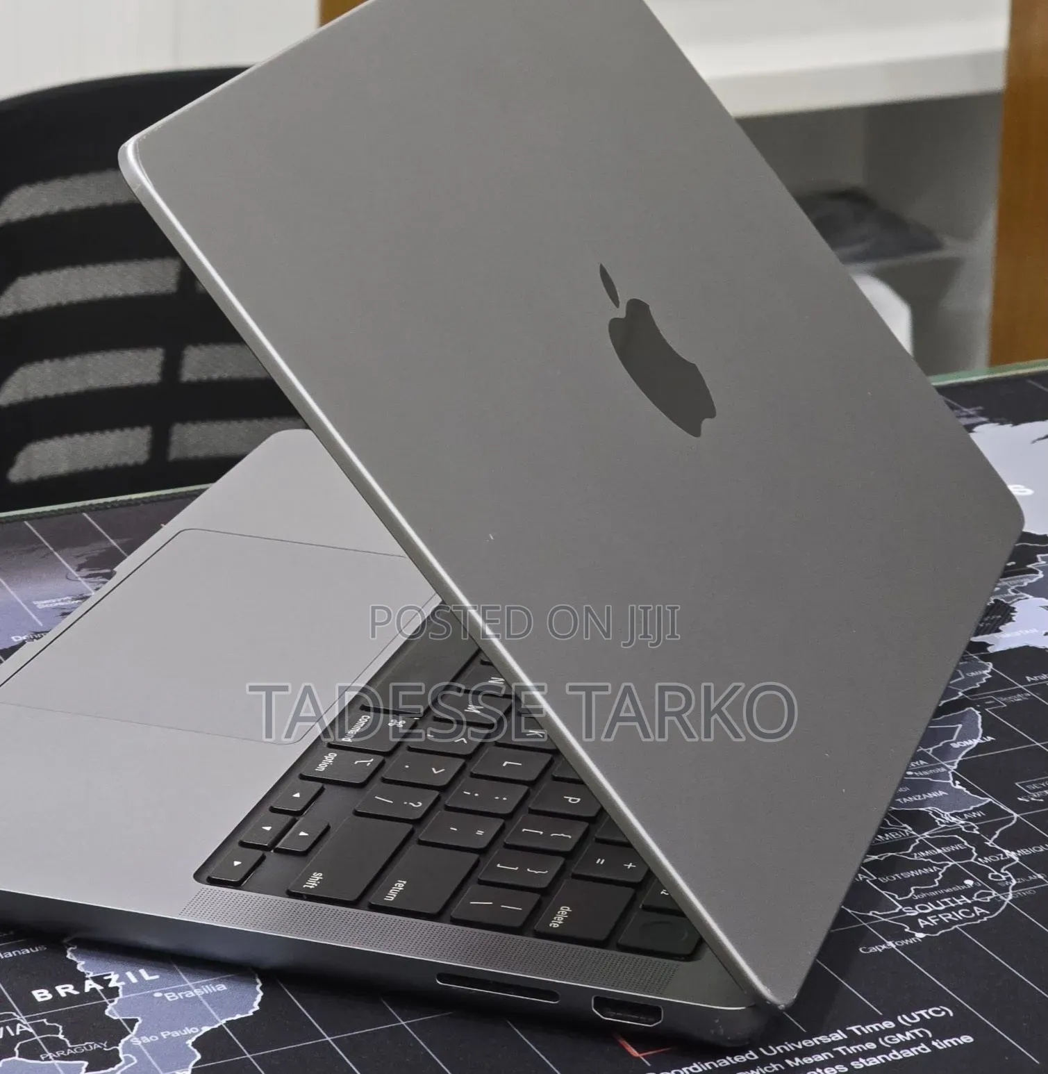 New Laptop Apple MacBook Pro 2023 M3 8GB Apple M3 Pro SSD 512GB