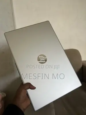 New Laptop HP 250 G10 8GB AMD Ryzen 5 SSD 512GB