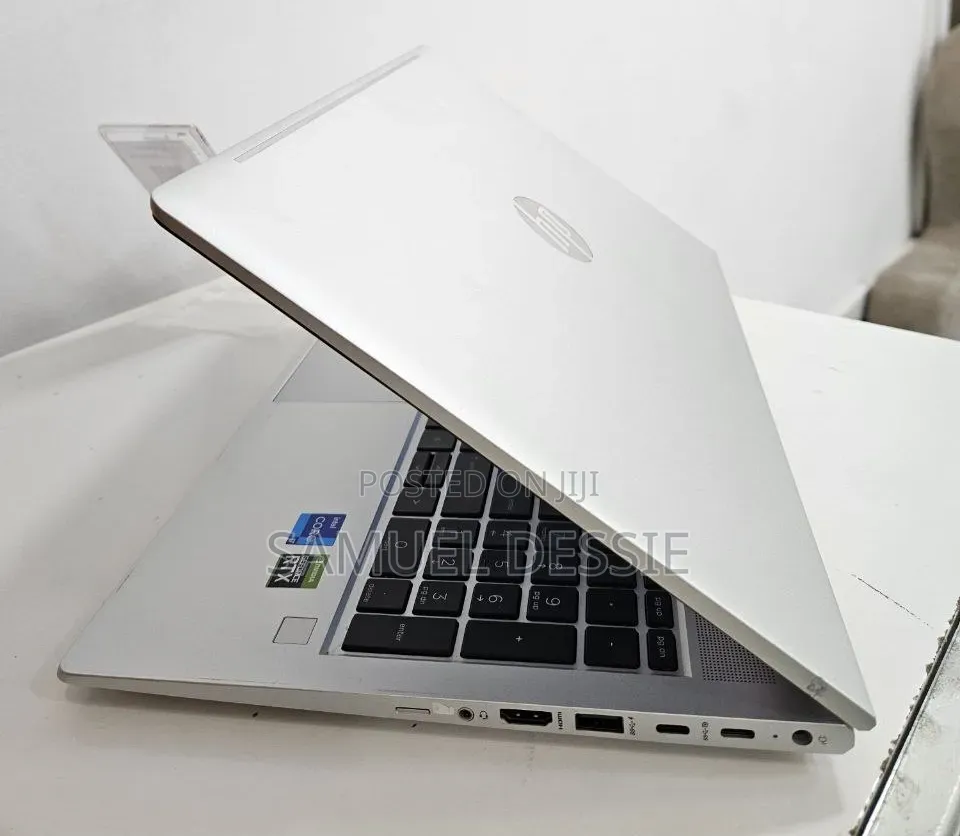 New Laptop HP ProBook 440 G10 16GB Intel Core i7 SSD 1T