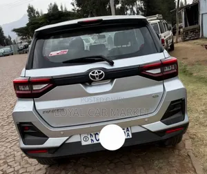 Toyota Raize 2022 Silver