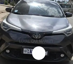 Toyota C-HR 2017 Gray