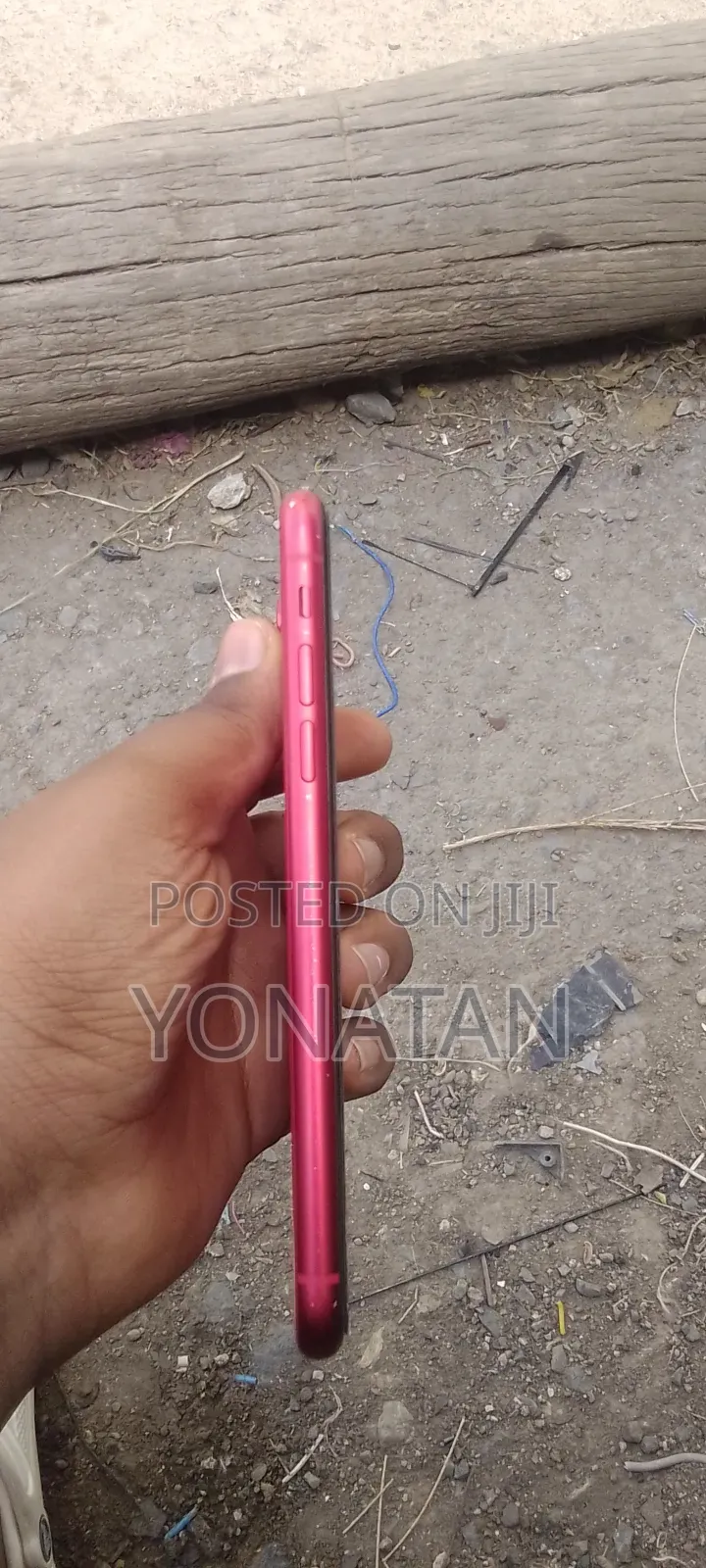Apple iPhone 11 64 GB Red