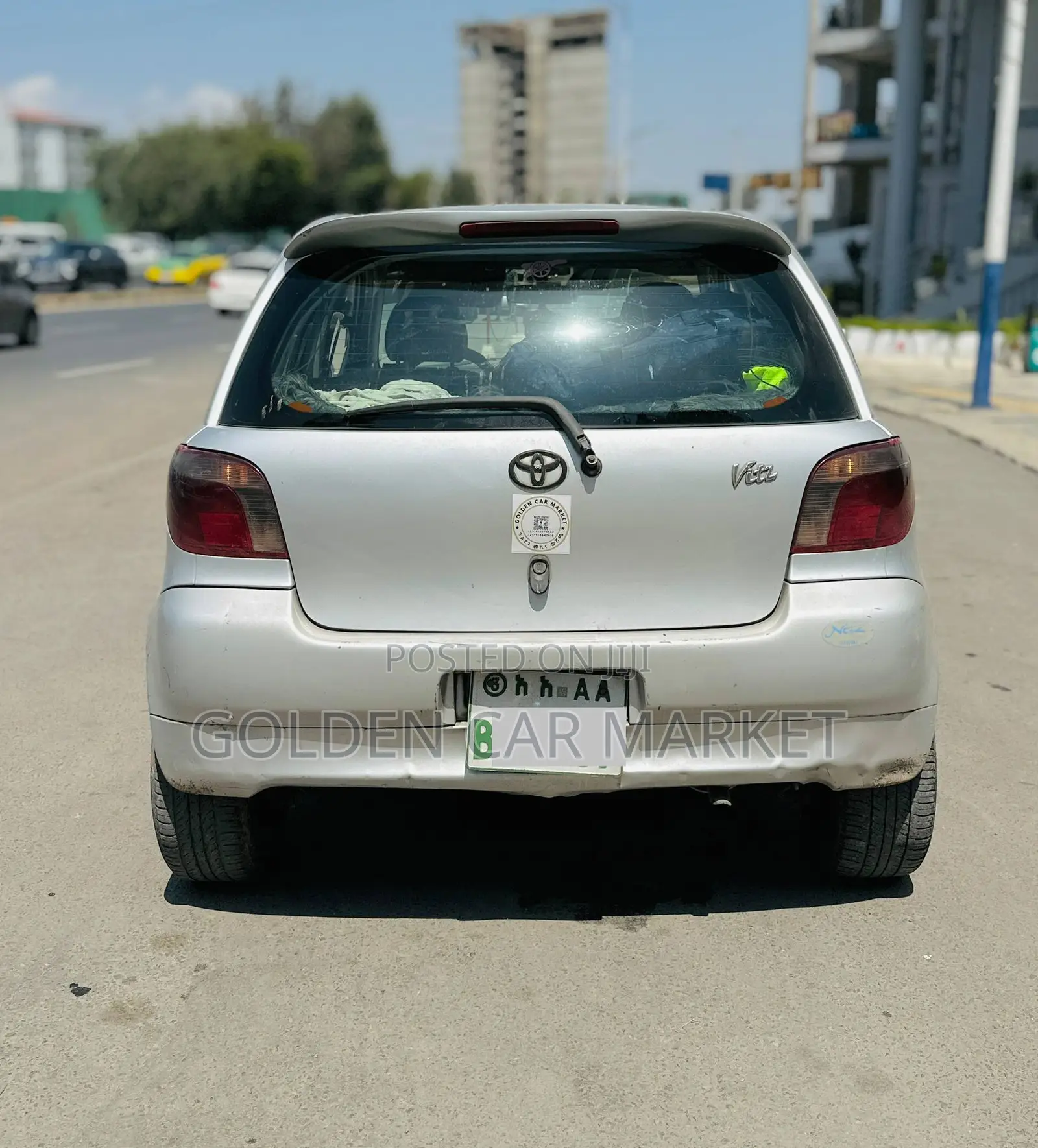 Toyota Vitz 2001 Silver