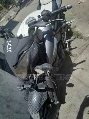 New Bajaj Pulsar NS 200 2017 White