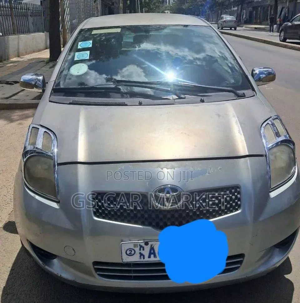 Toyota Yaris 2007 Gray