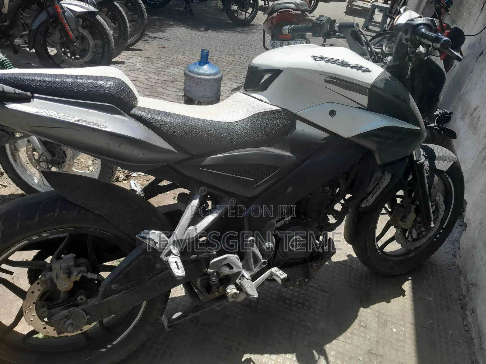 New Bajaj Pulsar NS 200 2017 White