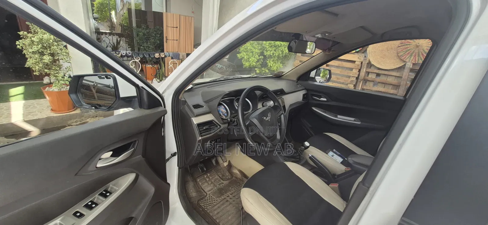 Wuling Hongguang S 2020 White