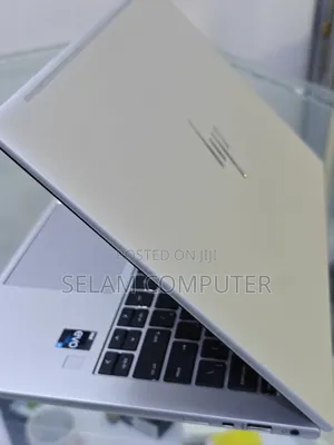 New Laptop HP EliteBook 830 G9 16GB Intel Core i7 SSD 512GB