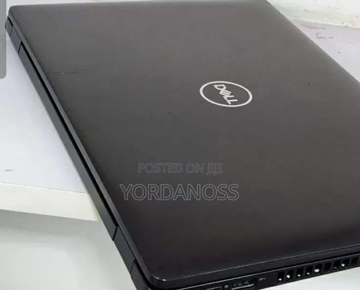 Laptop Dell Latitude 5310 8GB Intel Core i7 SSD 512GB