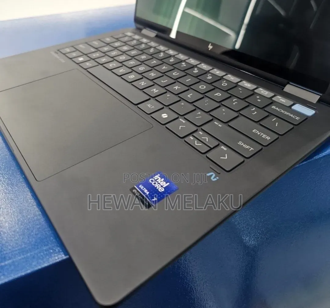 New Laptop HP OmniBook Ultra Flip 14" 16GB Intel Core Ultra 7 SSD 1T