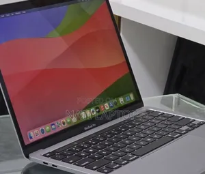 New Laptop Apple MacBook Pro 2020 M1 8GB Apple M1 Pro SSD 512GB