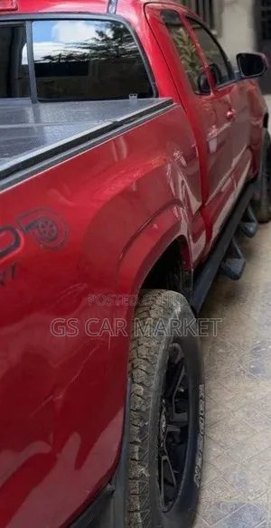 Toyota Tacoma 2018 Red