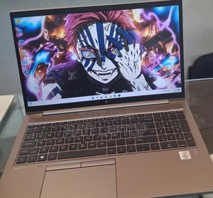 New Laptop HP ZBook Firefly G8 32GB Intel Core i7 SSD 512GB