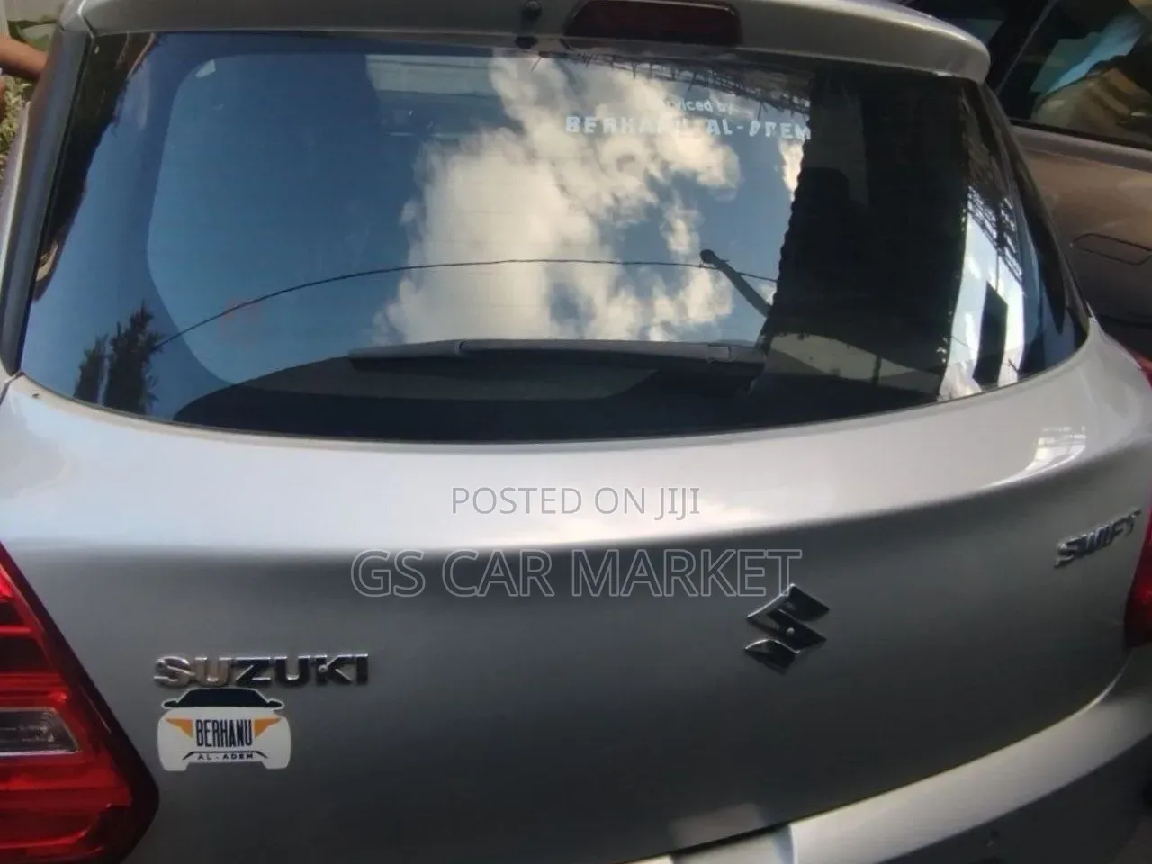 Suzuki Swift 2022 Silver