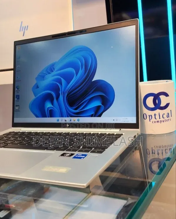New Laptop HP EliteBook 840 G9 16GB Intel Core i5 SSD 512GB