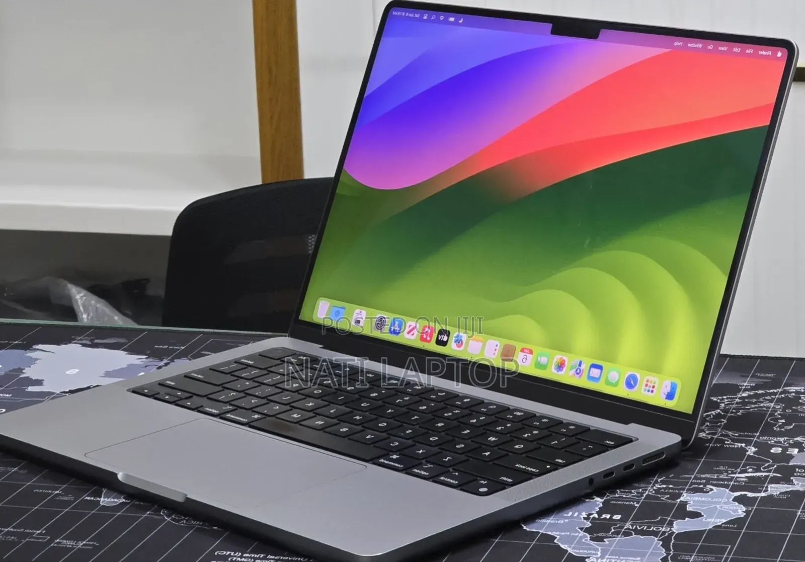 New Laptop Apple MacBook Pro 2023 M3 8GB Apple M3 Pro SSD 512GB