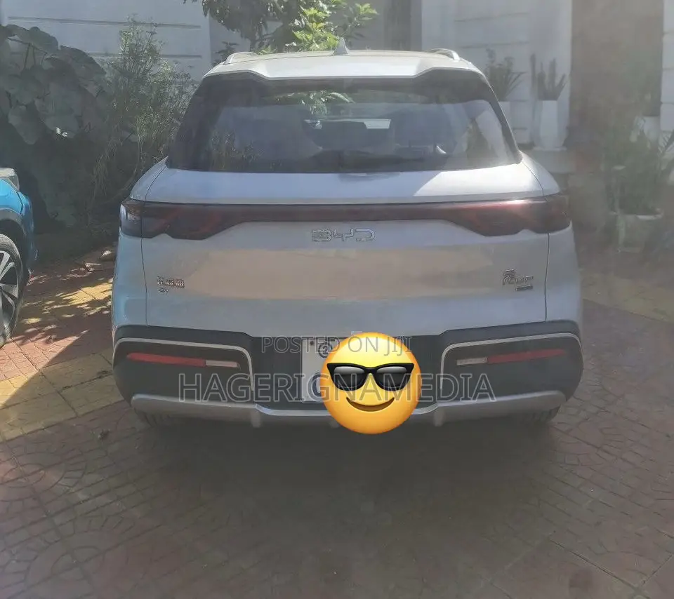 BYD Yuan Up 2025 White
